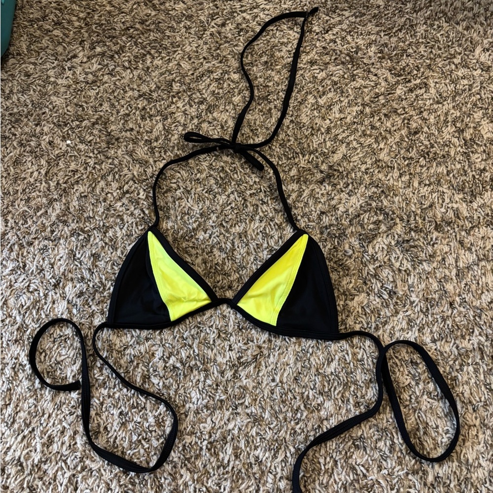 PINK Victoria's Secret Black and Yellow Bikini Top